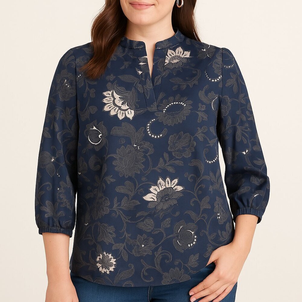 Tucker NYC Navy Paisley Blouse 100% Cotton Size Small